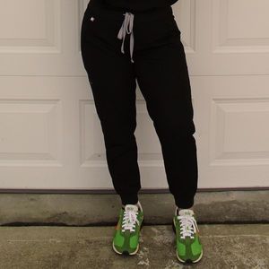 High Waisted Zamora™ Jogger Scrub Pants 2.0